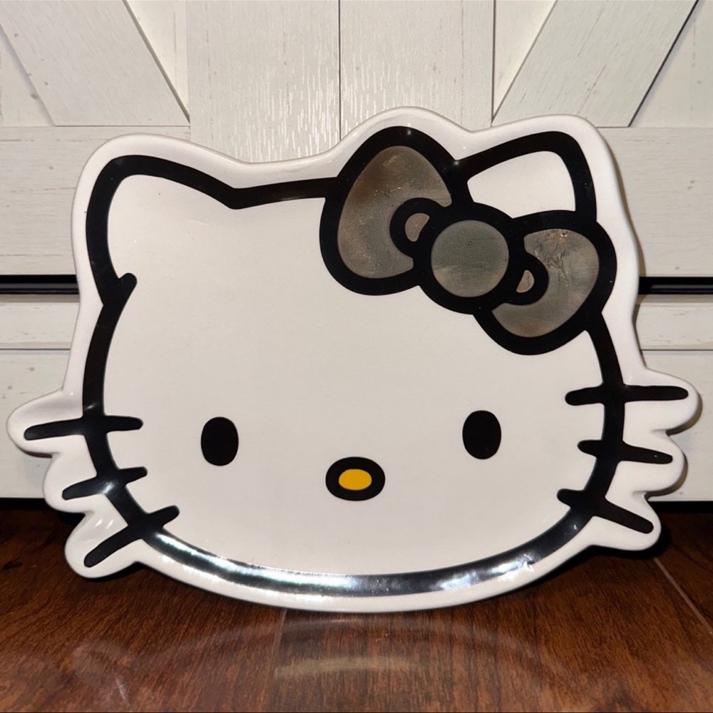 Hello Kitty Ceramic Plate